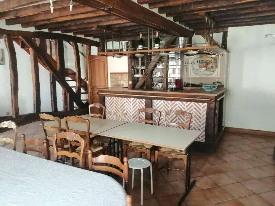 Grande Maison De Vacances Yvoy-le-Marron Exteriér fotografie